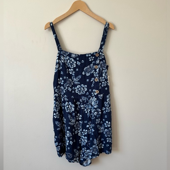 Aéropostale Floral Romper - Picture 2 of 6